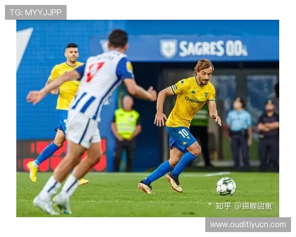 足球比分实时更新服务，结合专业的赛事解说和数据分析，为用户提供全方位的足球比赛信息